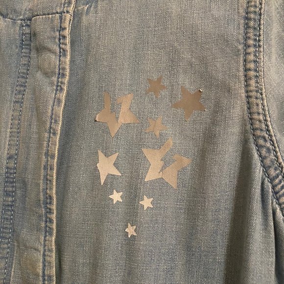 Gap Kids Hooded Light Denim Jacket - Picture 4 of 7